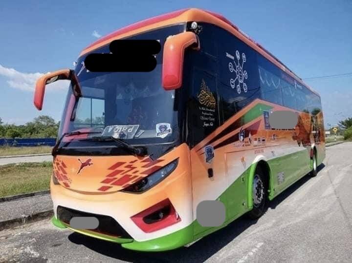 Tourist buses and coaches