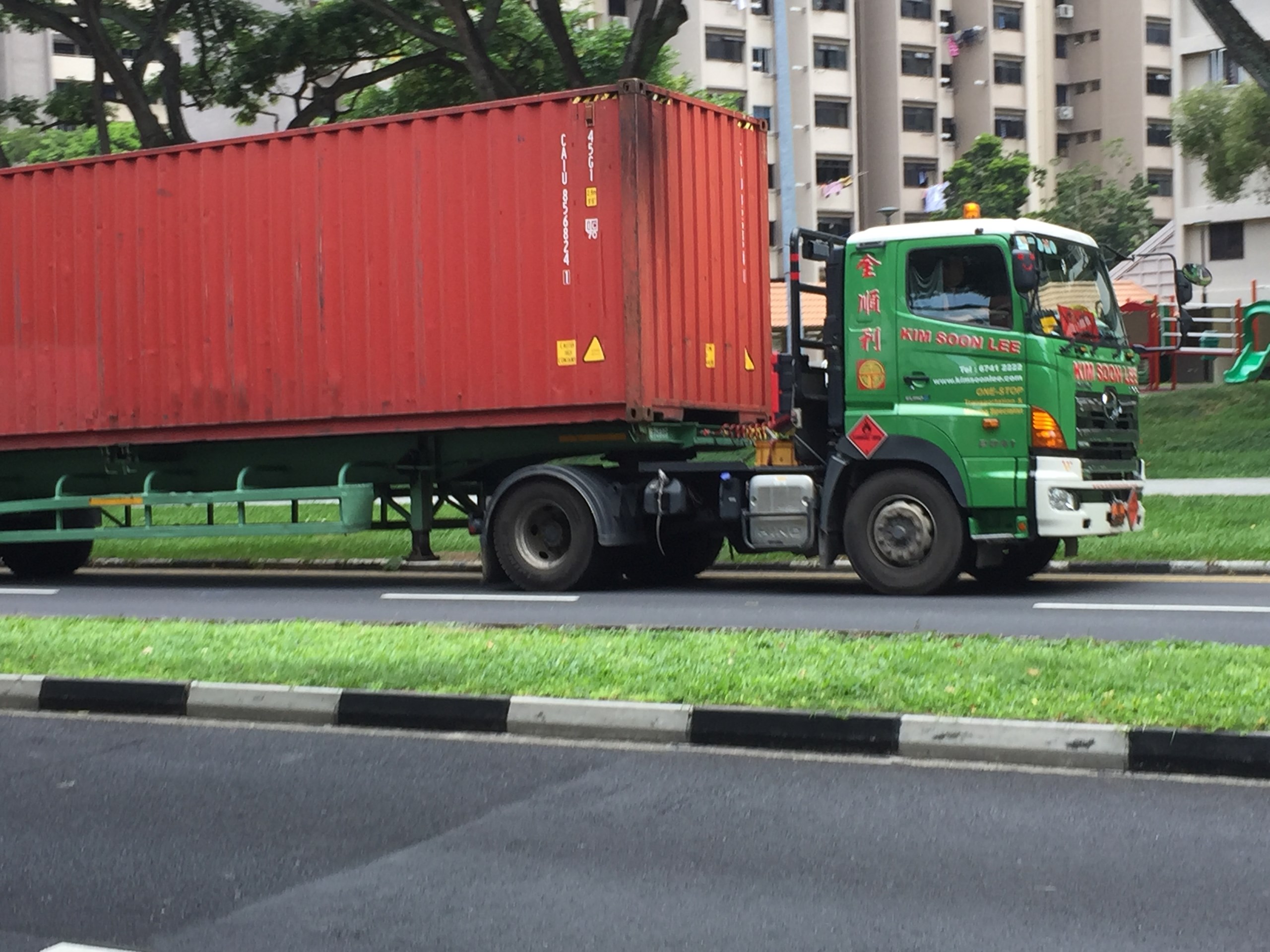 Why Singapore Fleets Are Turning to RPM Regulators