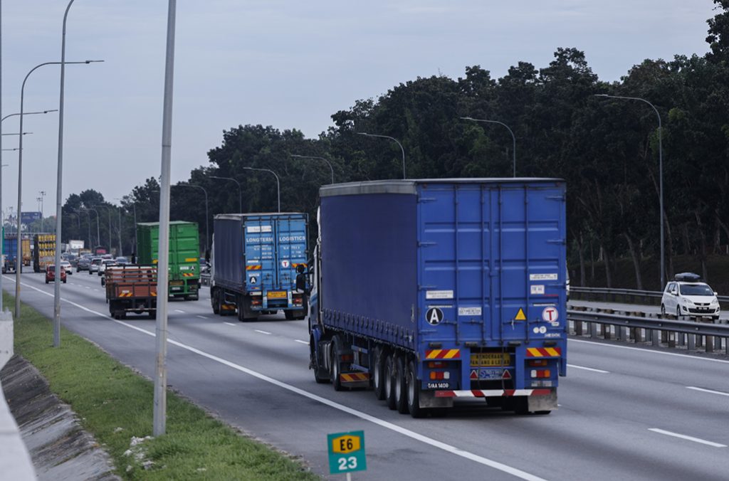 Tips for Fleet Owners: How to Prepare Early for JPJ SLD Compliance