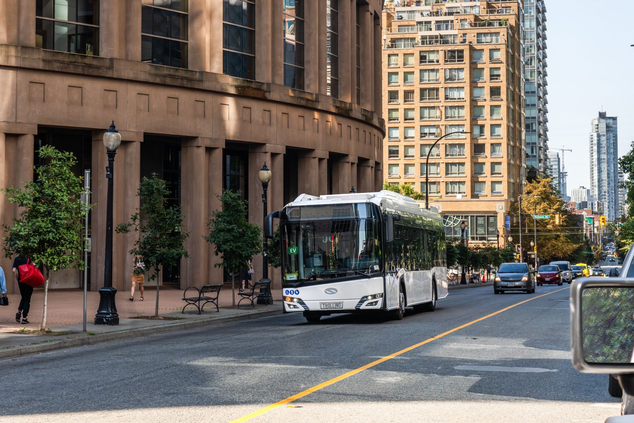 Which vehicles are exempt from Ontario's speed limiter rule